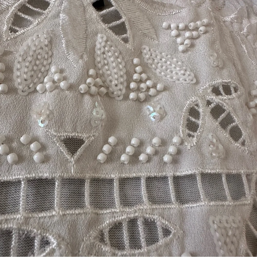 Express Womens White Beaded Lace Trim Cami Top Flowy Soft Size S - Picture 7 of 10